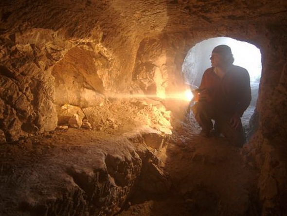 storymaker-ancient-tomb-jesus